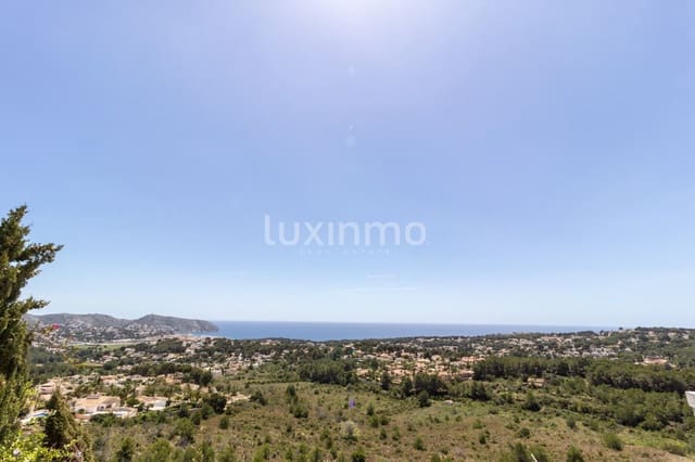 Undeveloped Land for sale in Moraira, Teulada-Moraira - € 650,000 (Ref: 9436885)