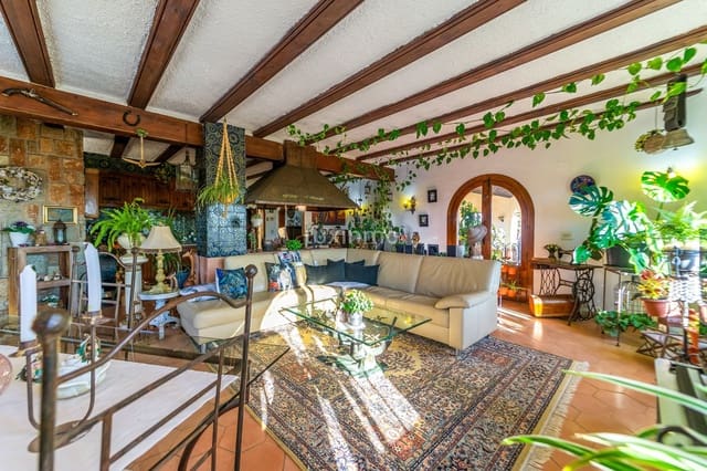 4 Zimmer Villa zu verkaufen in Benissa mit Pool Garage - 695.000 € (Ref: 9438089)