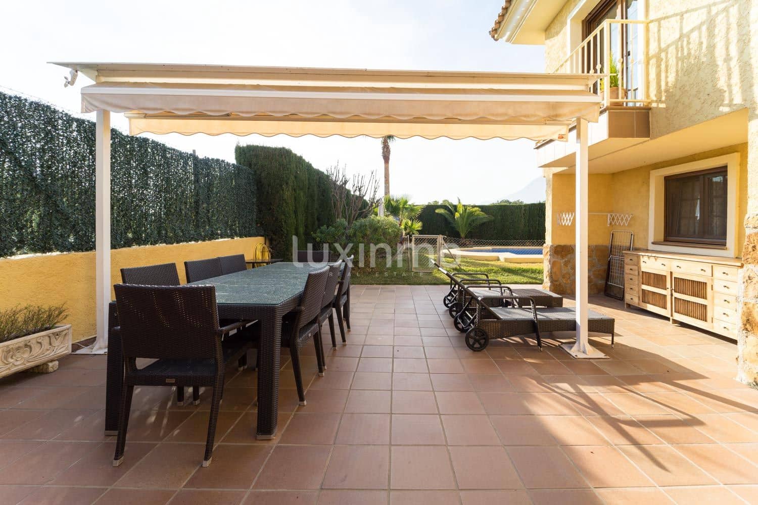 6 soverom Villa til salgs i La Nucia med svømmebasseng garasje - € 840 000 (Ref: 9439430)