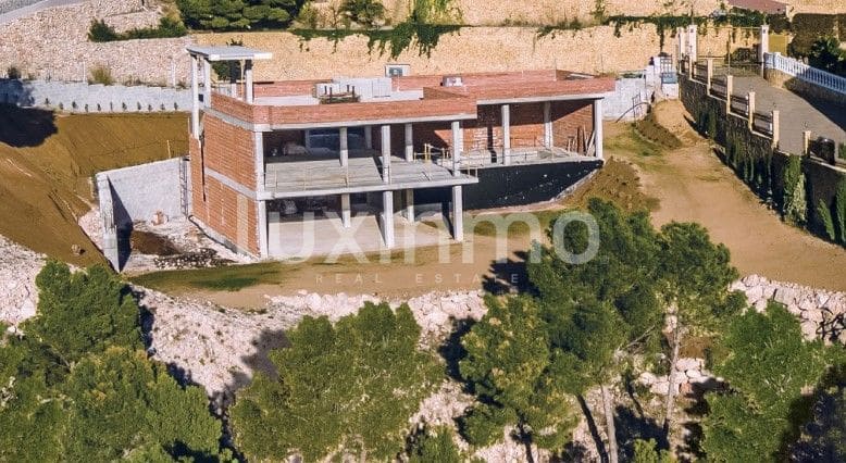 Teren niezagospodarowany na sprzedaż w Altea - 850 000 € (Ref: 9445673)