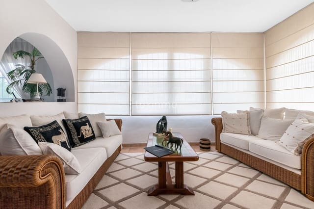 3 slaapkamer Villa te koop in Alfaz del Pi / L'Alfàs del Pi met zwembad - € 565.000 (Ref: 9445682)