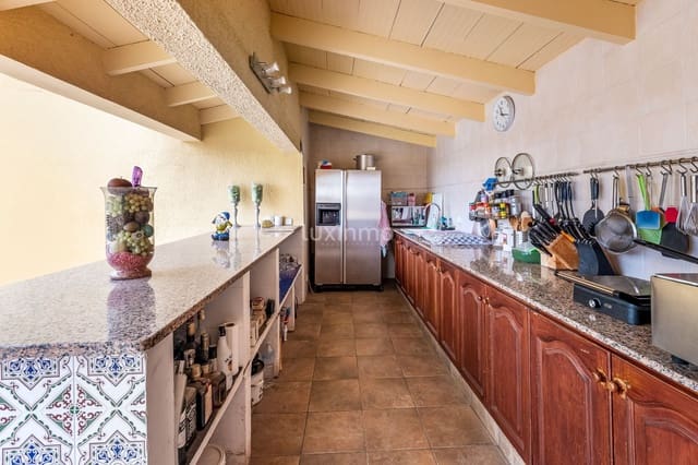 5 sovrum Villa till salu i Alfaz del Pi / L'Alfàs del Pi med pool garage - 725 000 € (Ref: 9445687)