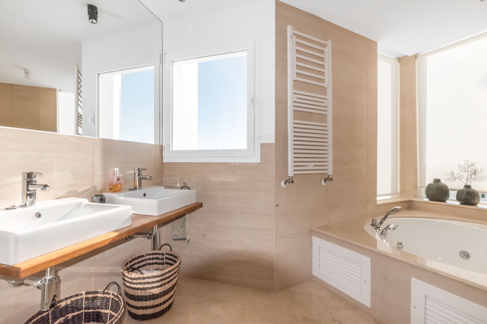 4 soverom Villa til salgs i Altea med svømmebasseng garasje - € 990 000 (Ref: 9447325)