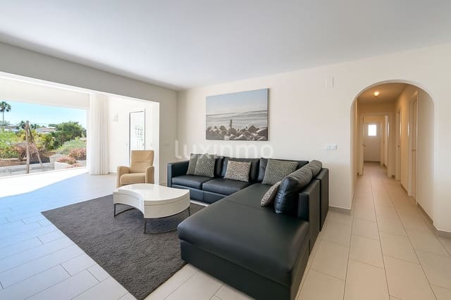 4 sovrum Villa till salu i Benissa med pool - 650 000 € (Ref: 9448897)