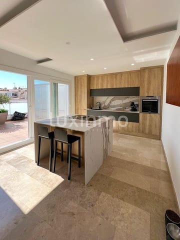 3 soveværelse Penthouse til salg i Moraira, Teulada-Moraira - € 550.000 (Ref: 9450264)