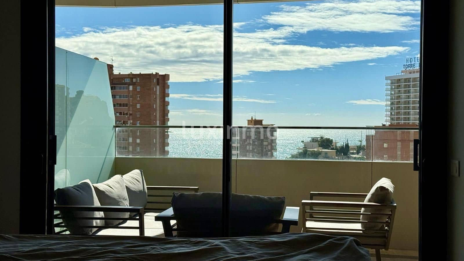 2 slaapkamer Appartement te koop in Benidorm met zwembad garage - € 495.000 (Ref: 9450271)