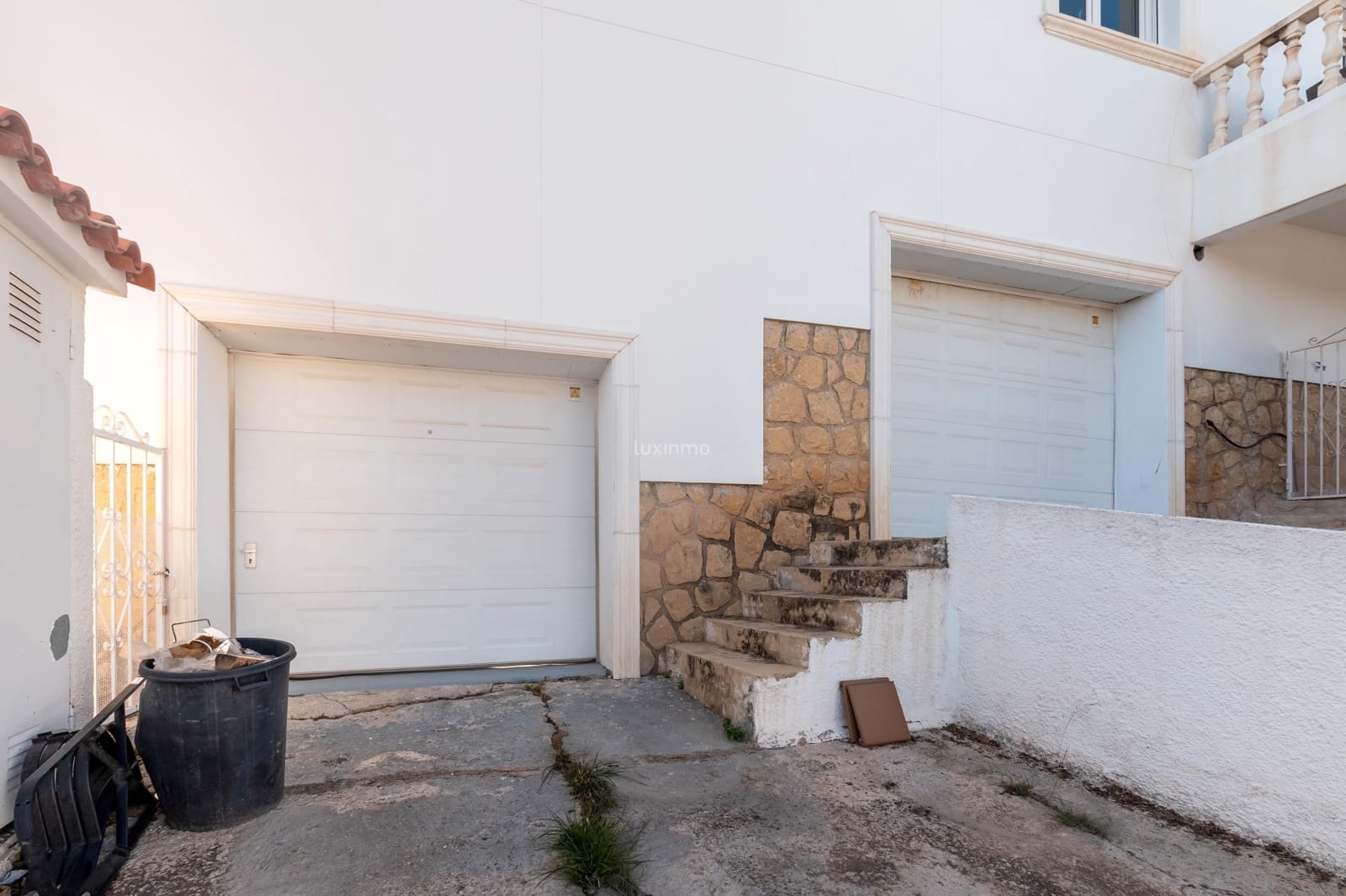 5 soverom Villa til salgs i La Nucia med svømmebasseng garasje - € 750 000 (Ref: 9450276)