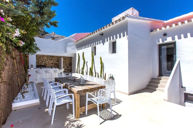 4 sovrum Villa till salu i Dénia med pool - 649 000 € (Ref: 9451866)