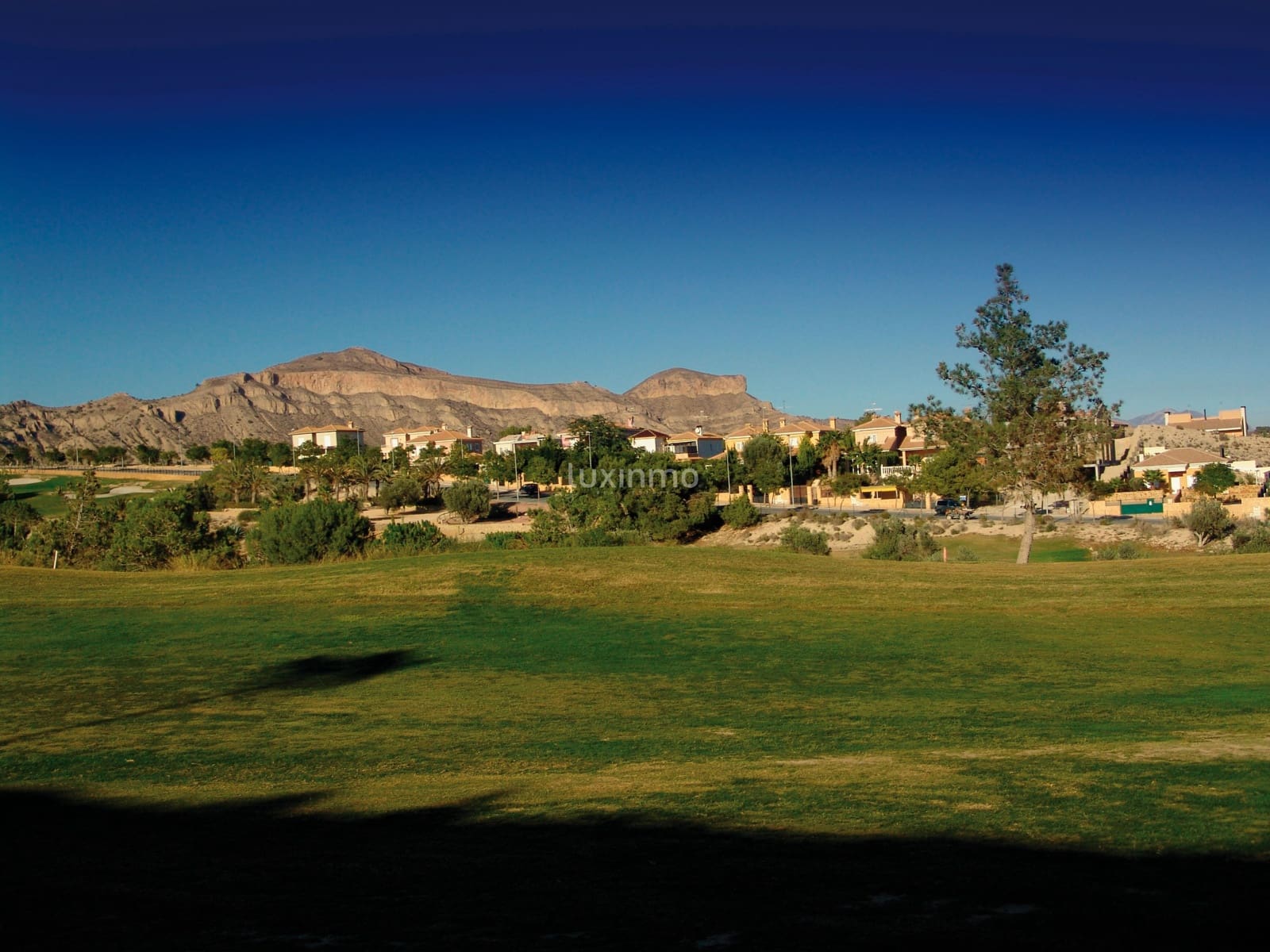 2 bedroom Apartment for sale in Monforte del Cid with pool garage - € 240,000 (Ref: 9451879)