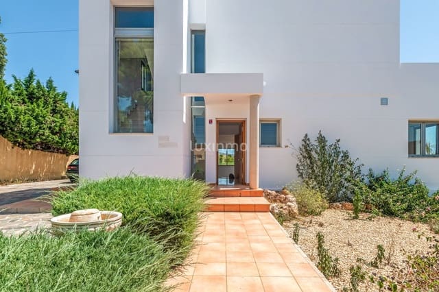 4 sovrum Villa till salu i Altea med pool garage - 850 000 € (Ref: 9451902)