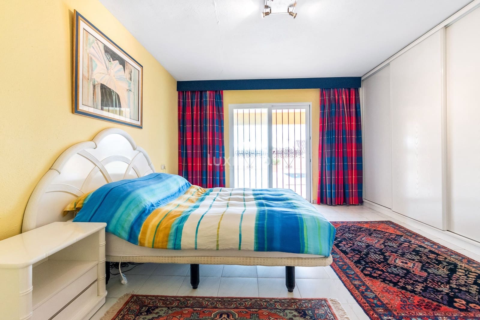 5 slaapkamer Villa te koop in Alfaz del Pi / L'Alfas del Pi met zwembad garage - € 725.000 (Ref: 9452517)