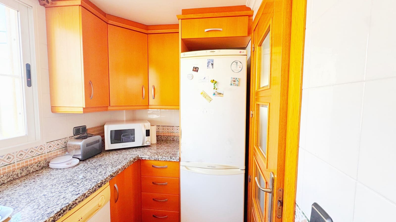 2 bedroom Apartment for sale in El Campello with pool garage - € 356,000 (Ref: 9452521)