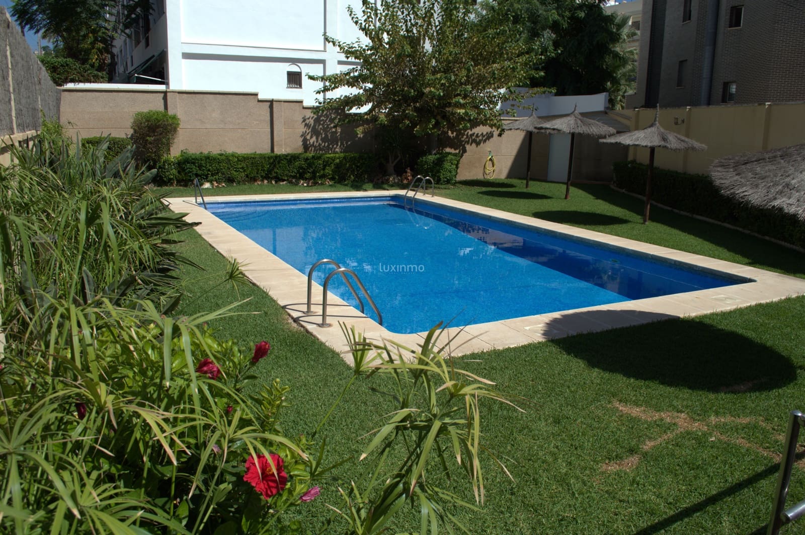 2 bedroom Apartment for sale in El Campello with pool garage - € 356,000 (Ref: 9452521)