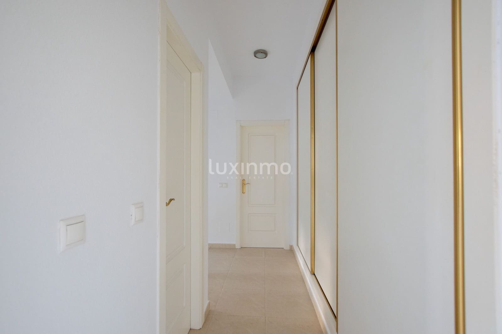 2 sovrum Lägenhet till salu i Calpe / Calp med pool - 325 000 € (Ref: 9452525)