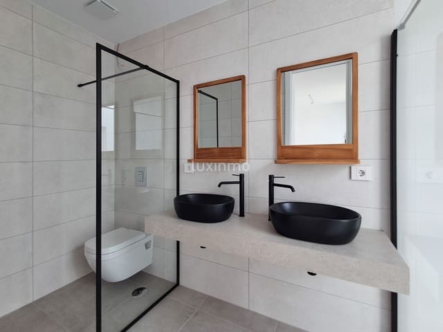 4 sovrum Villa till salu i Alfaz del Pi / L'Alfàs del Pi med pool garage - 875 000 € (Ref: 9452547)