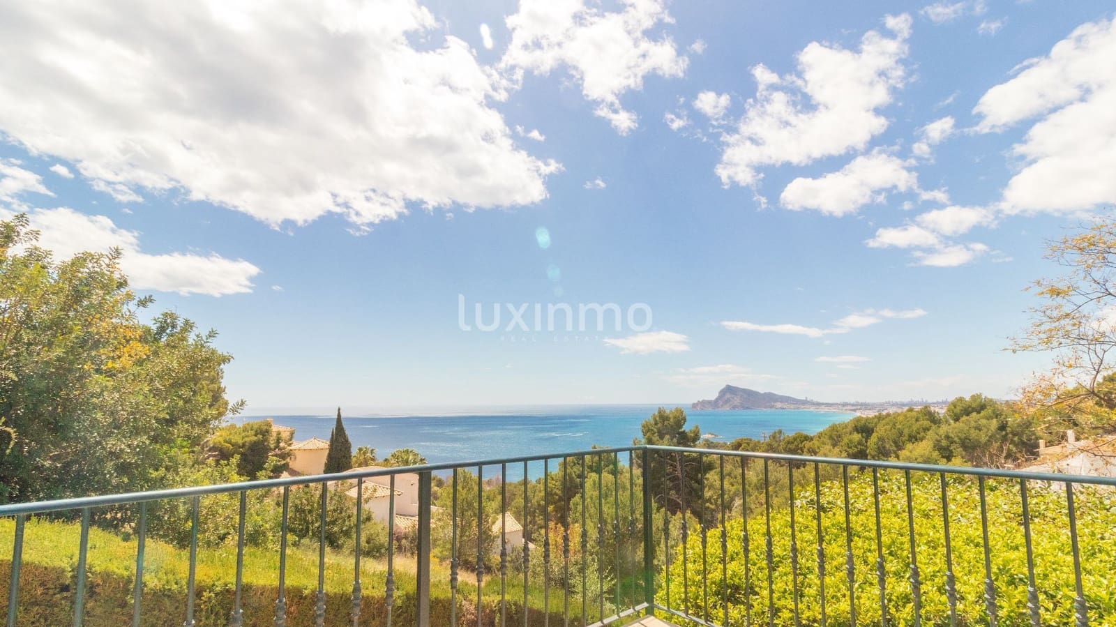 4 bedroom Terraced Villa for sale in Altea with pool garage - € 520,000 (Ref: 9453088)