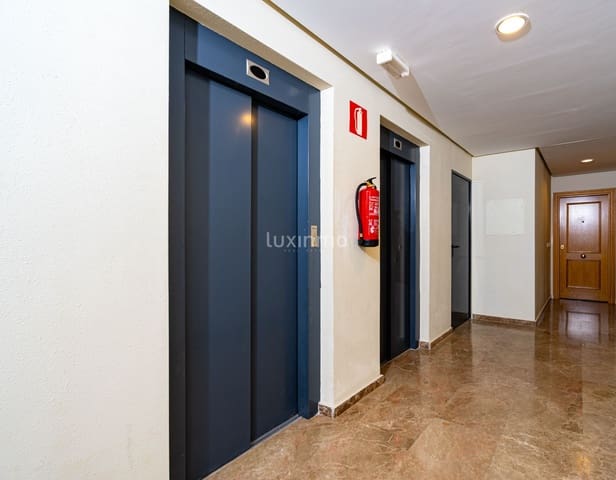 2 quarto Apartamento para venda em Calpe / Calp com piscina - 490 000 € (Ref: 9453106)