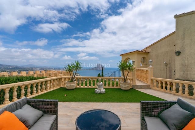 3 sovrum Villa till salu i Calpe / Calp med pool garage - 765 000 € (Ref: 9453111)