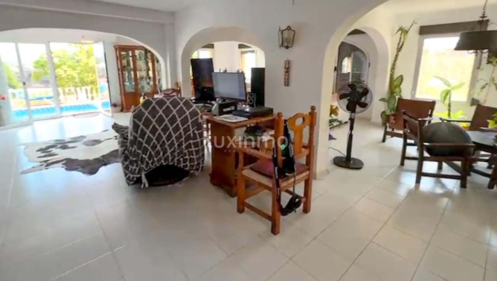 6 sovrum Villa till salu i Calpe / Calp med pool garage - 890 000 € (Ref: 9453112)