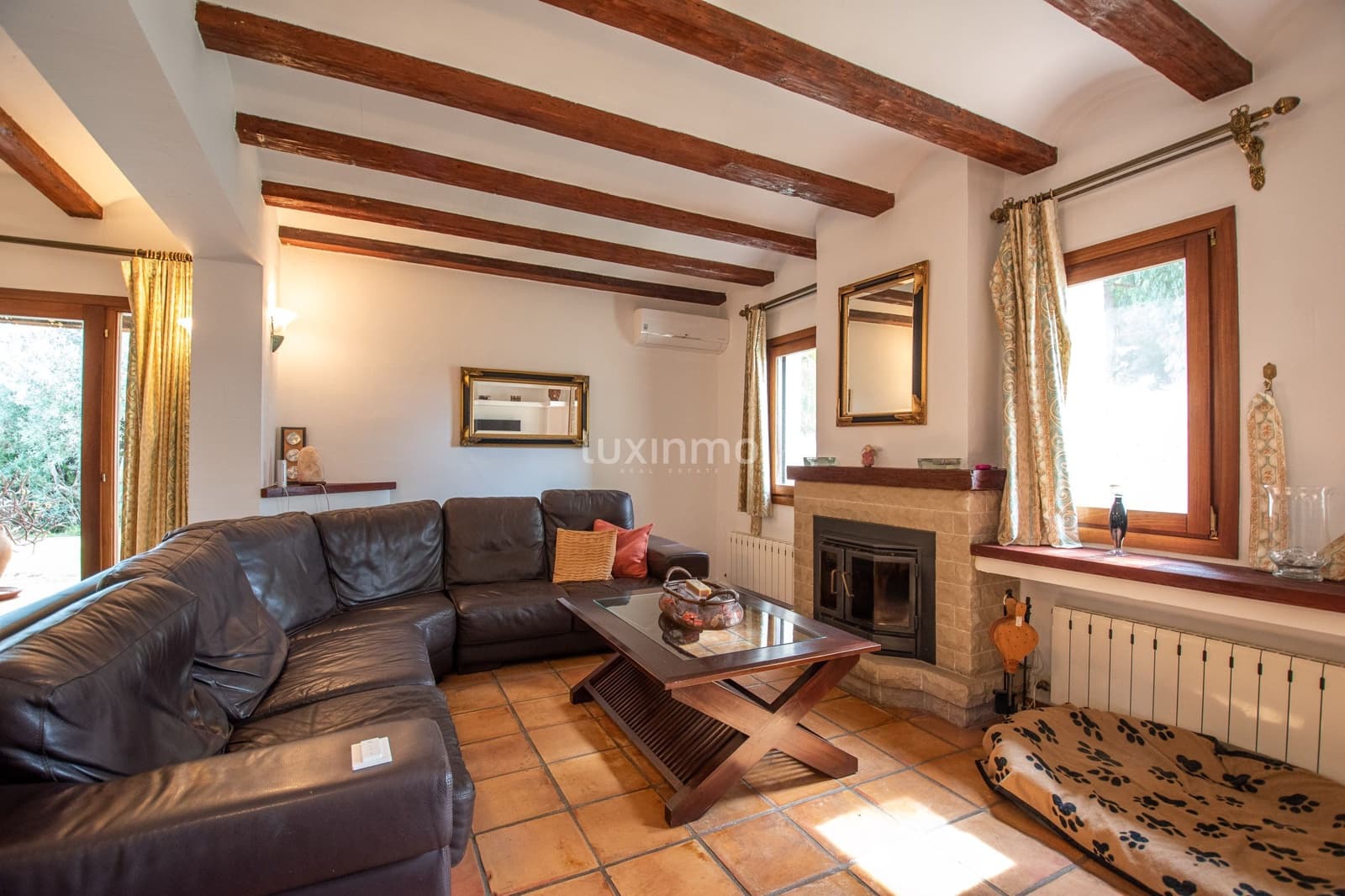 4 soverom Villa til salgs i Benissa med svømmebasseng garasje - € 995 000 (Ref: 9453116)