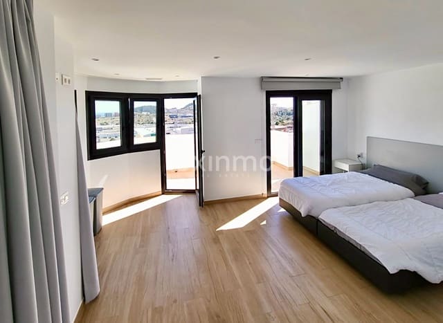 Chalet de 2 habitaciones en Finestrat en venta con piscina garaje - 420.000 € (Ref: 9453123)