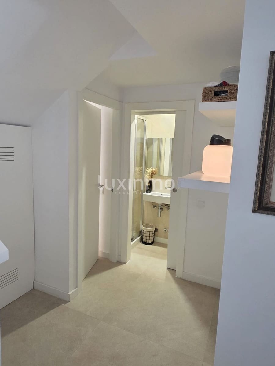 3 soverom Villa til salgs i Santa Eulalia / Santa Eularia med svømmebasseng garasje - € 990 000 (Ref: 9453676)