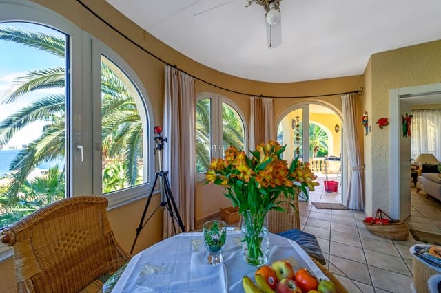 5 sovrum Villa till salu i Calpe / Calp med pool garage - 799 000 € (Ref: 9454894)