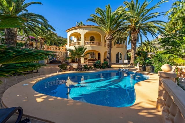 5 sovrum Villa till salu i Calpe / Calp med pool garage - 799 000 € (Ref: 9454894)