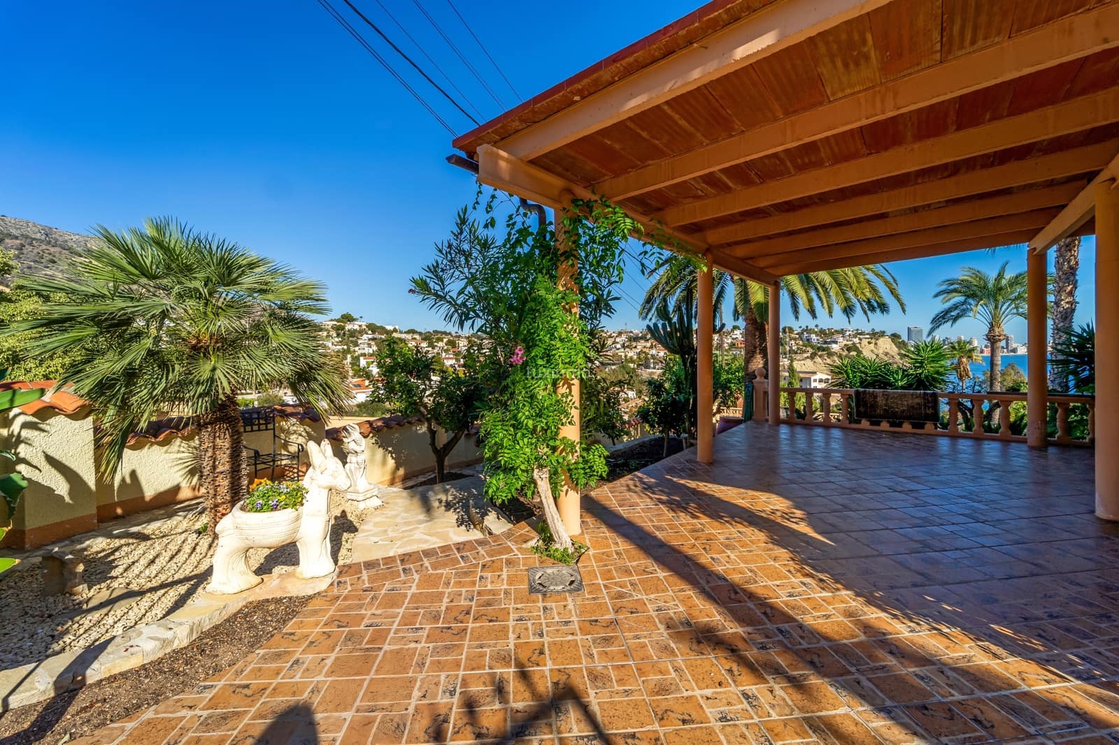 5 sovrum Villa till salu i Calpe / Calp med pool garage - 799 000 € (Ref: 9454894)