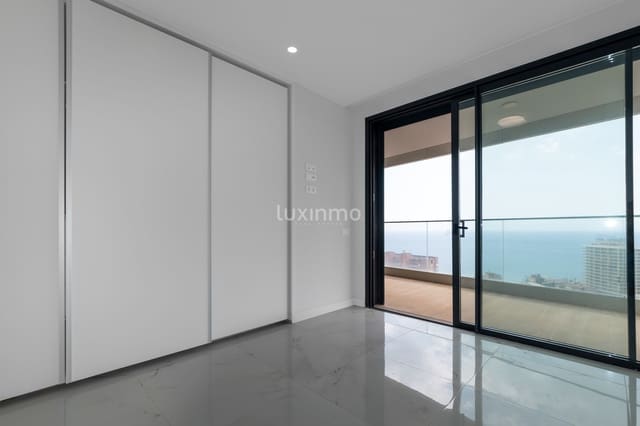 3 soverom Leilighet til salgs i Benidorm med svømmebasseng garasje - € 670 000 (Ref: 9455770)