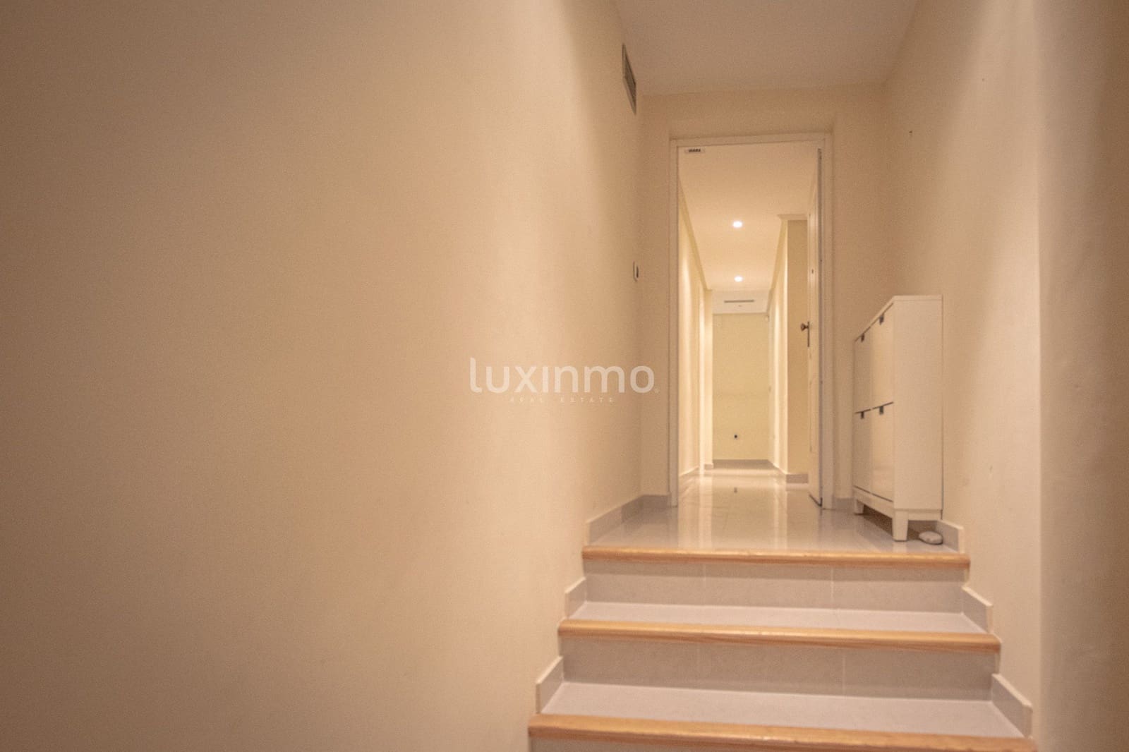 5 chambre Villa/Maison Mitoyenne à vendre à Altea avec piscine garage - 550 000 € (Ref: 9455772)