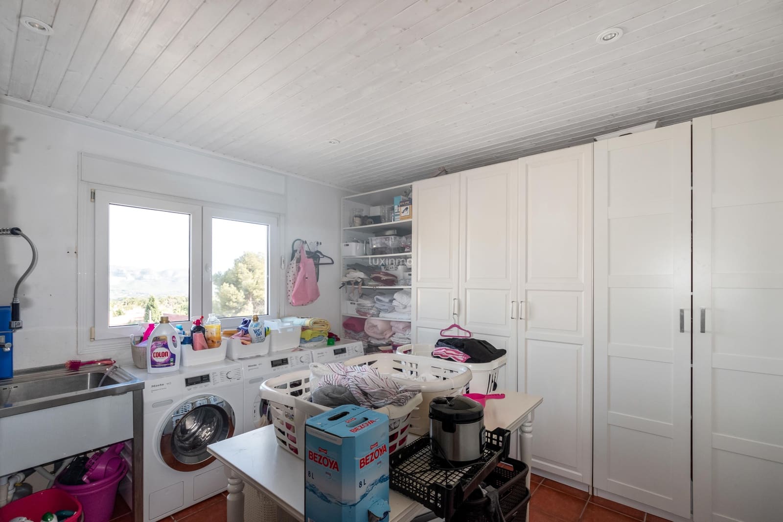 5 slaapkamer Villa te koop in La Nucia met zwembad garage - € 750.000 (Ref: 9455780)