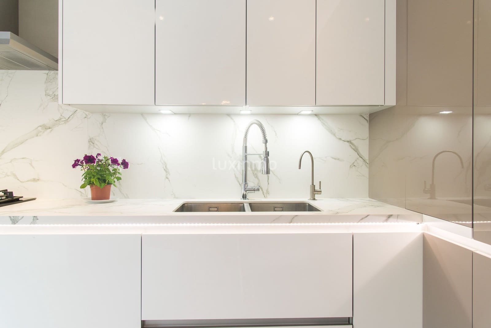 4 soverom Villa til salgs i Benitachell / Benitatxell med svømmebasseng garasje - € 749 000 (Ref: 9455781)