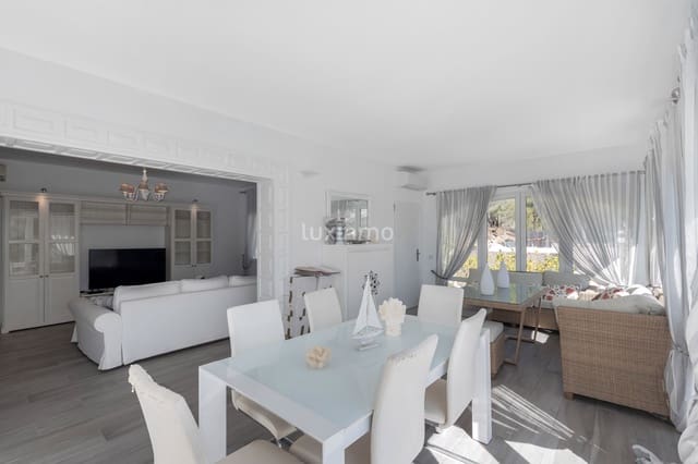 4 soverom Villa til salgs i Altea med svømmebasseng garasje - € 645 000 (Ref: 9455783)