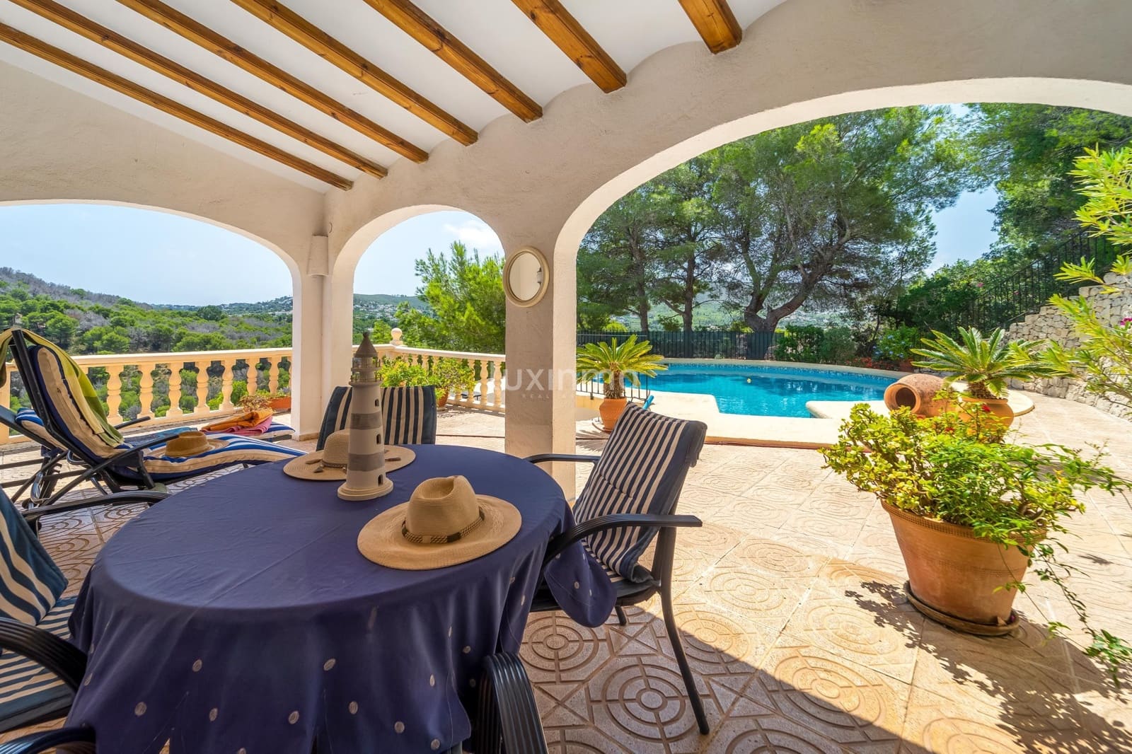 4 sovrum Villa till salu i Javea / Xabia med pool garage - 749 000 € (Ref: 9460966)