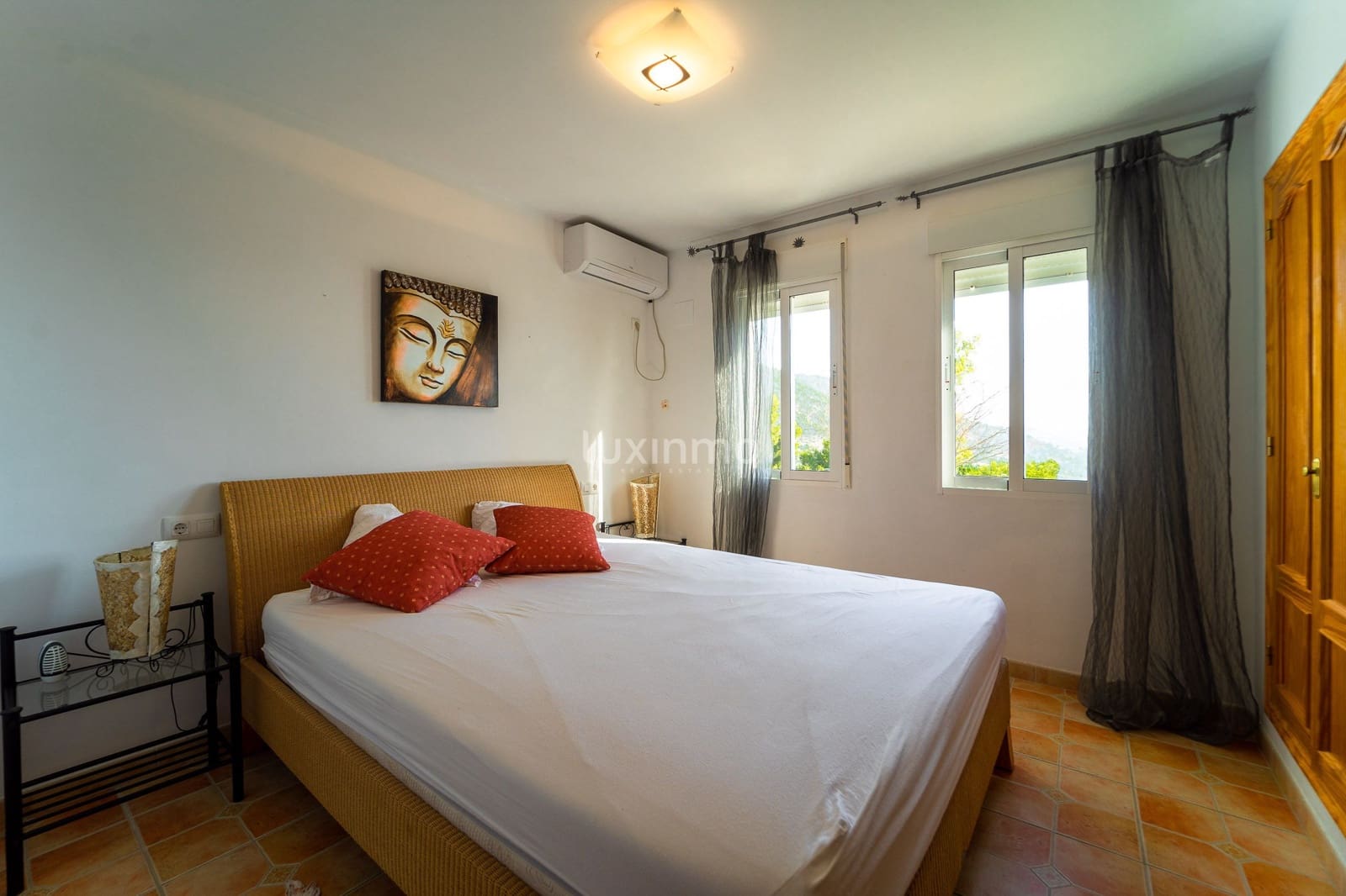 8 soverom Villa til salgs i Calpe / Calp med svømmebasseng garasje - € 786 000 (Ref: 9460979)