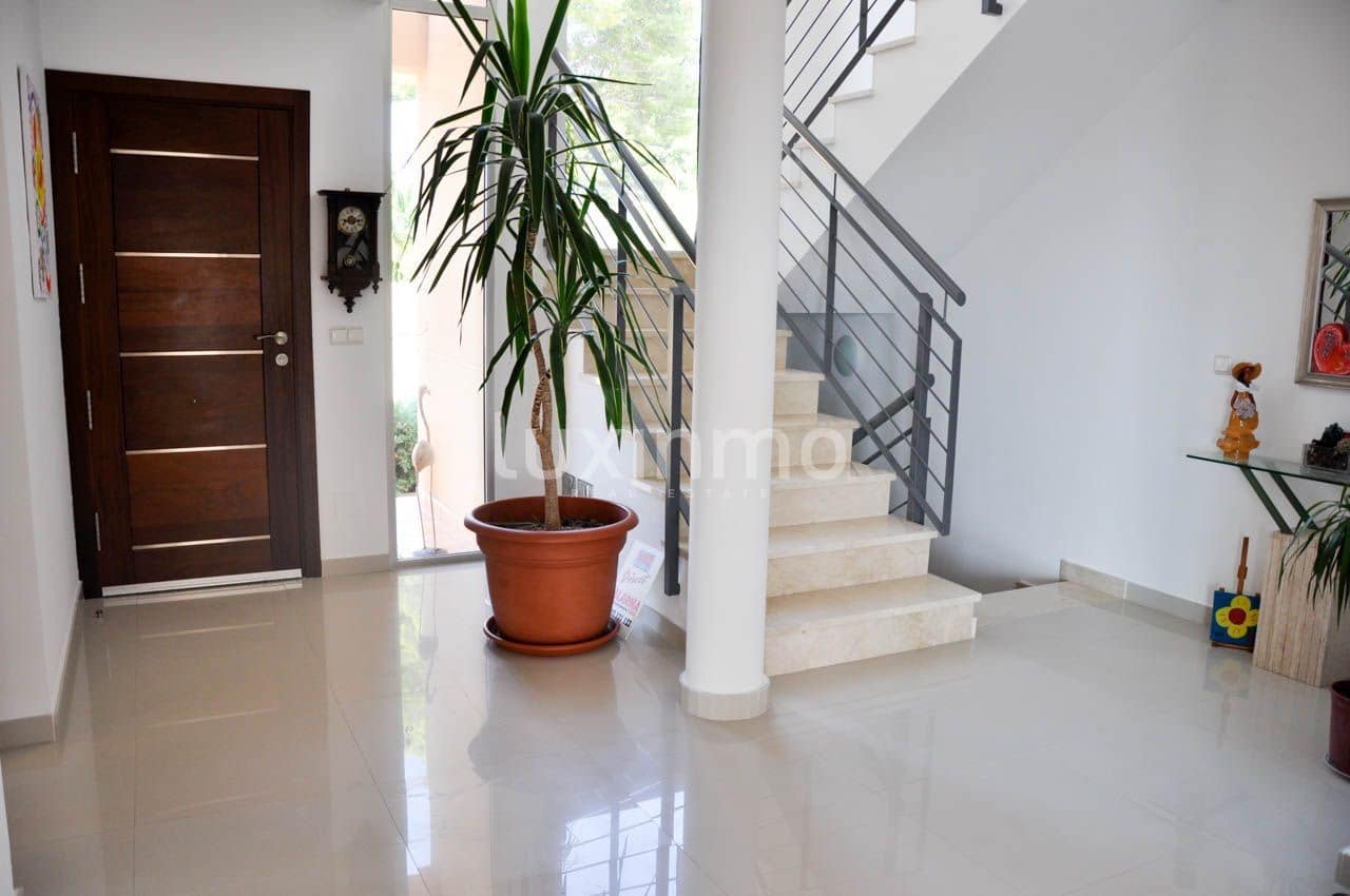 4 sovrum Villa till salu i Altea med pool garage - 850 000 € (Ref: 9460990)