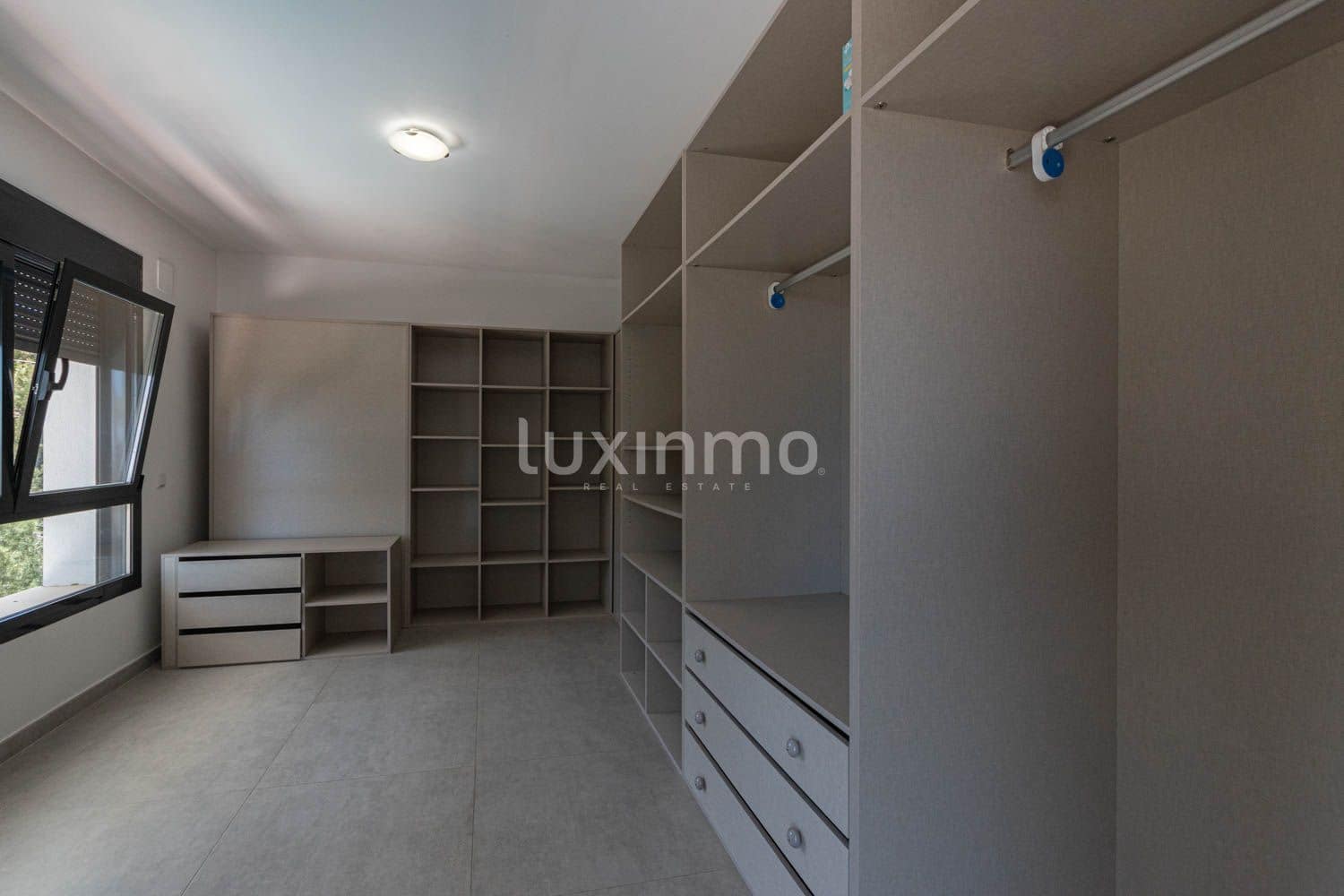 4 sovrum Villa till salu i Calpe / Calp med pool garage - 865 000 € (Ref: 9460997)