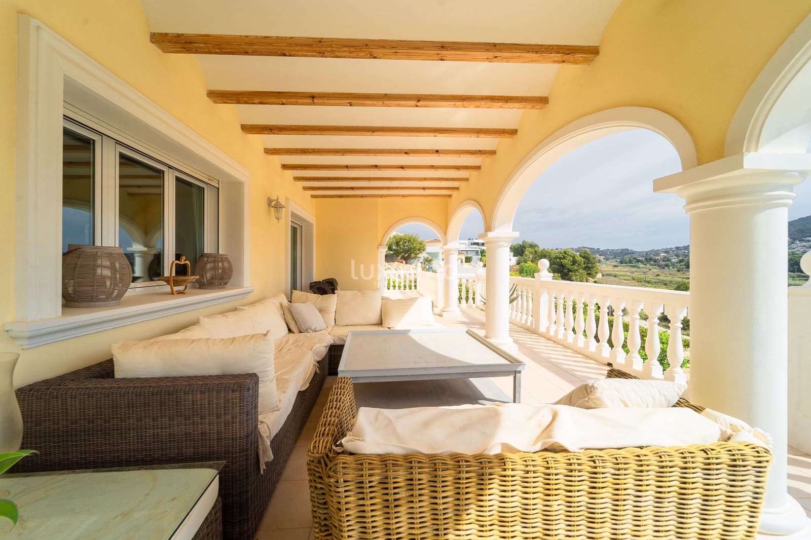 4 Zimmer Villa zu verkaufen in Teulada mit Pool Garage - 850.000 € (Ref: 9461001)