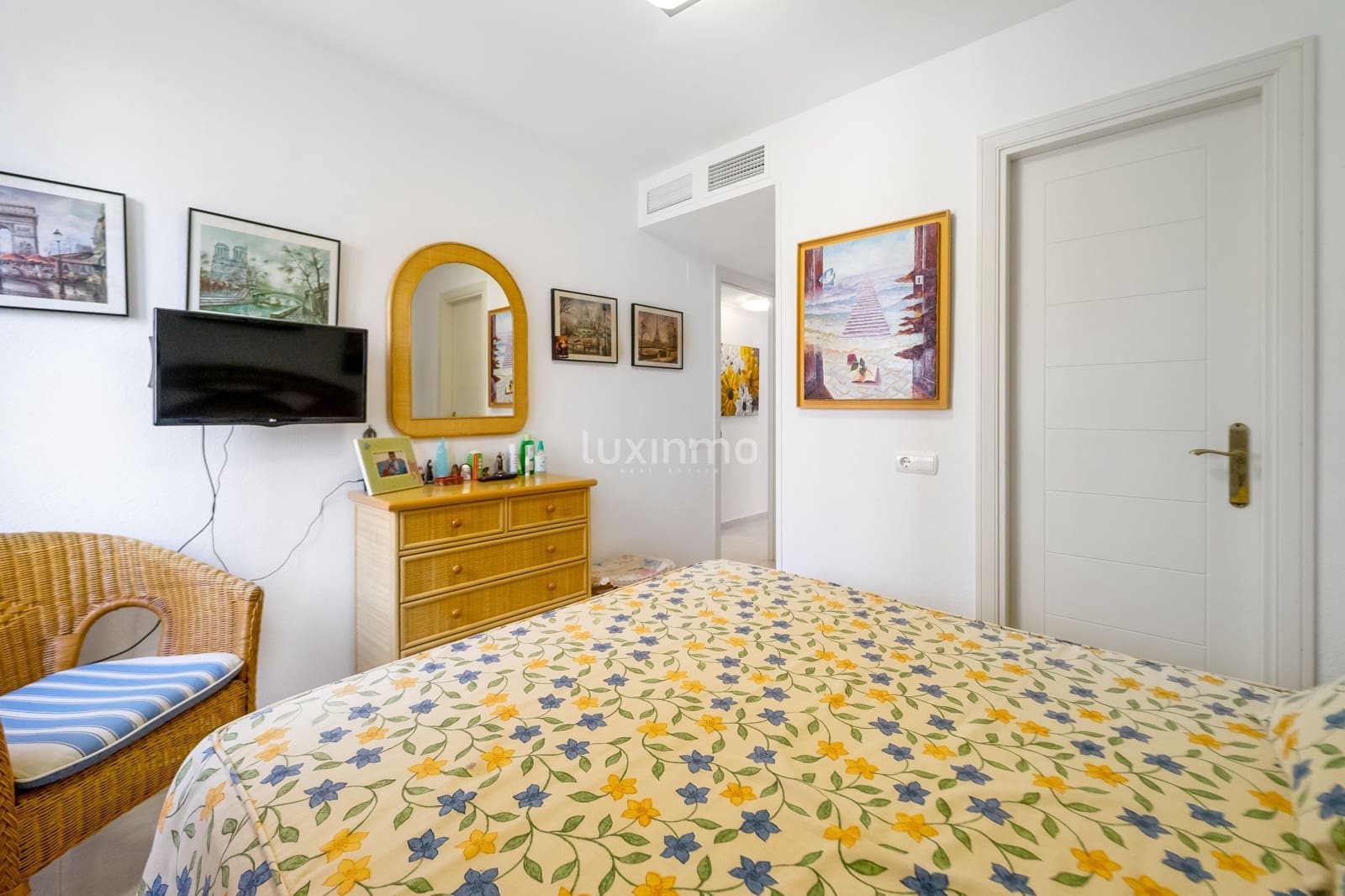 Apartamento de 2 habitaciones en Calpe / Calp en venta con piscina garaje - 390.000 € (Ref: 9465262)