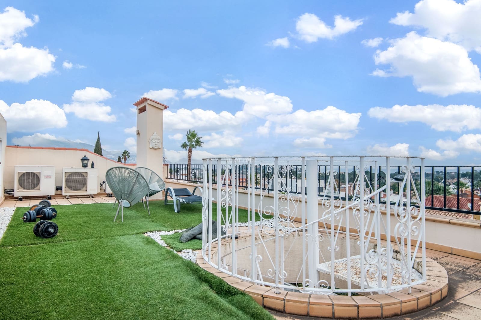 6 Zimmer Villa zu verkaufen in Alfaz del Pi / L'Alfas del Pi mit Pool Garage - 725.000 € (Ref: 9466036)