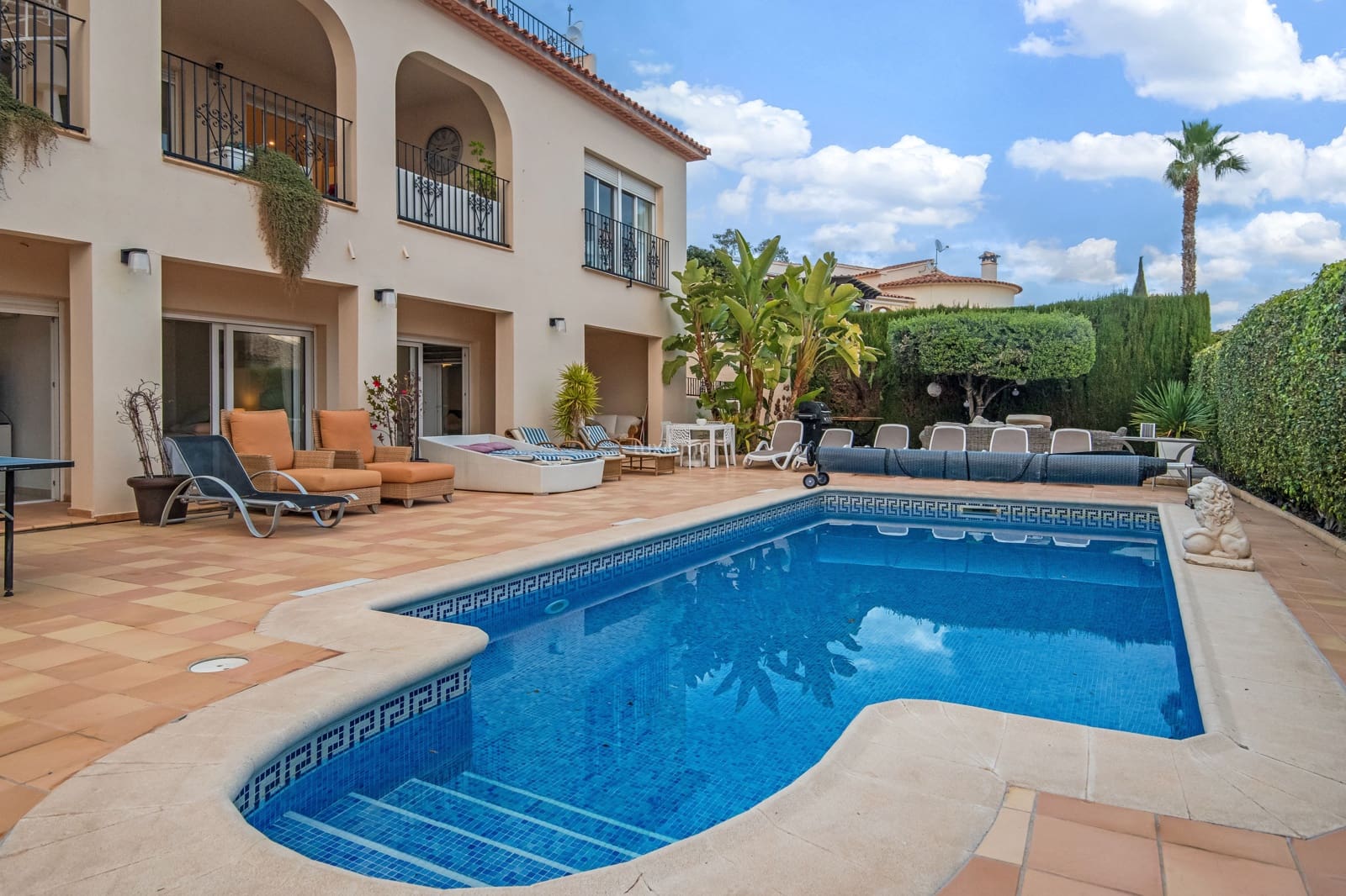 6 Zimmer Villa zu verkaufen in Alfaz del Pi / L'Alfas del Pi mit Pool Garage - 725.000 € (Ref: 9466036)