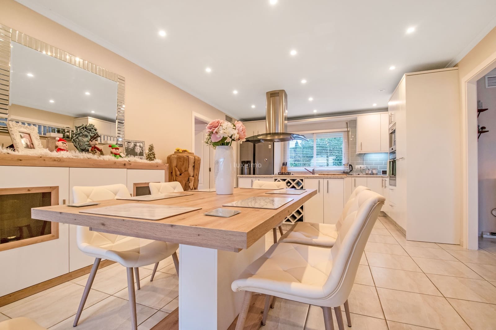 6 Zimmer Villa zu verkaufen in Alfaz del Pi / L'Alfas del Pi mit Pool Garage - 725.000 € (Ref: 9466036)