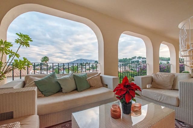 6 Zimmer Villa zu verkaufen in Alfaz del Pi / L'Alfàs del Pi mit Pool Garage - 725.000 € (Ref: 9466036)