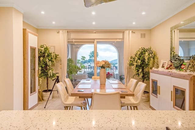 6 Zimmer Villa zu verkaufen in Alfaz del Pi / L'Alfàs del Pi mit Pool Garage - 725.000 € (Ref: 9466036)