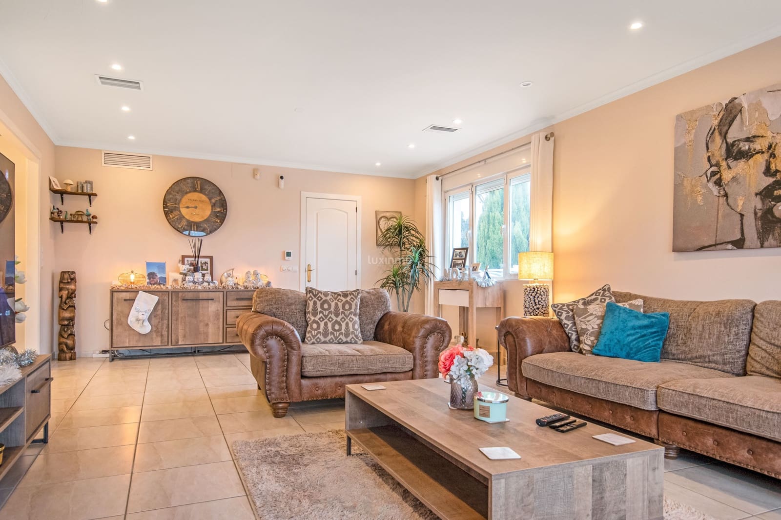 6 Zimmer Villa zu verkaufen in Alfaz del Pi / L'Alfas del Pi mit Pool Garage - 725.000 € (Ref: 9466036)