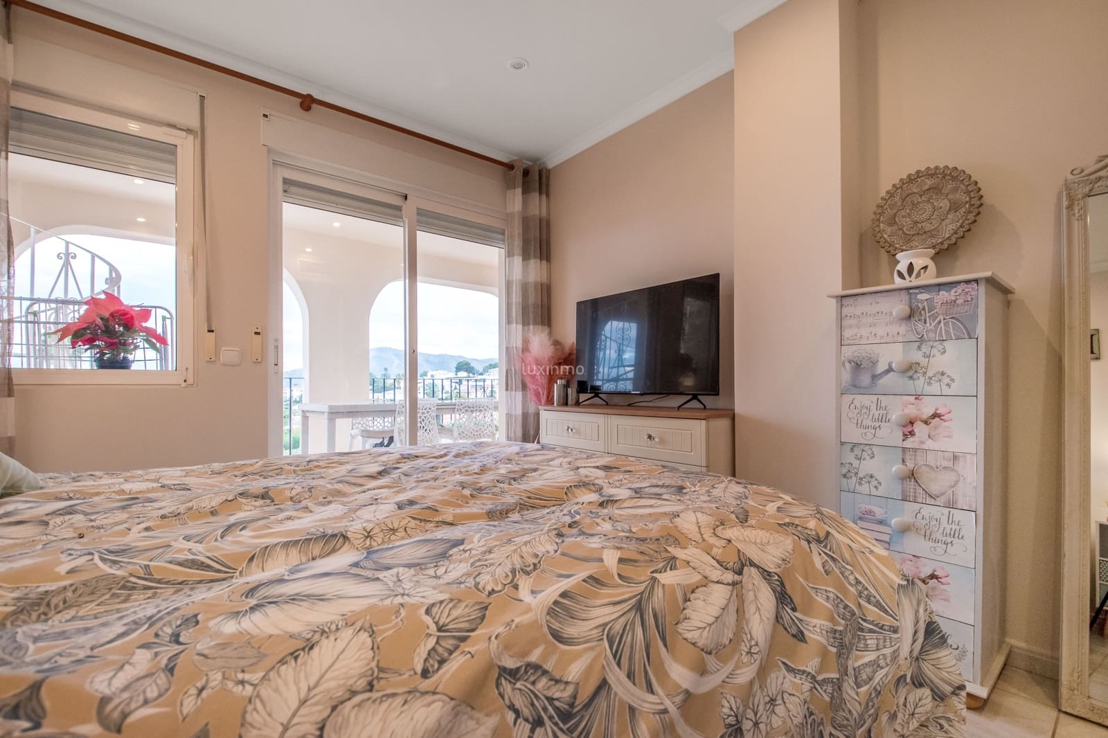 6 Zimmer Villa zu verkaufen in Alfaz del Pi / L'Alfas del Pi mit Pool Garage - 725.000 € (Ref: 9466036)