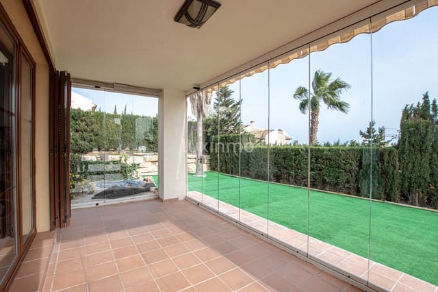 Chalet de 4 habitaciones en Finestrat en venta con piscina garaje - 645.000 € (Ref: 9467976)