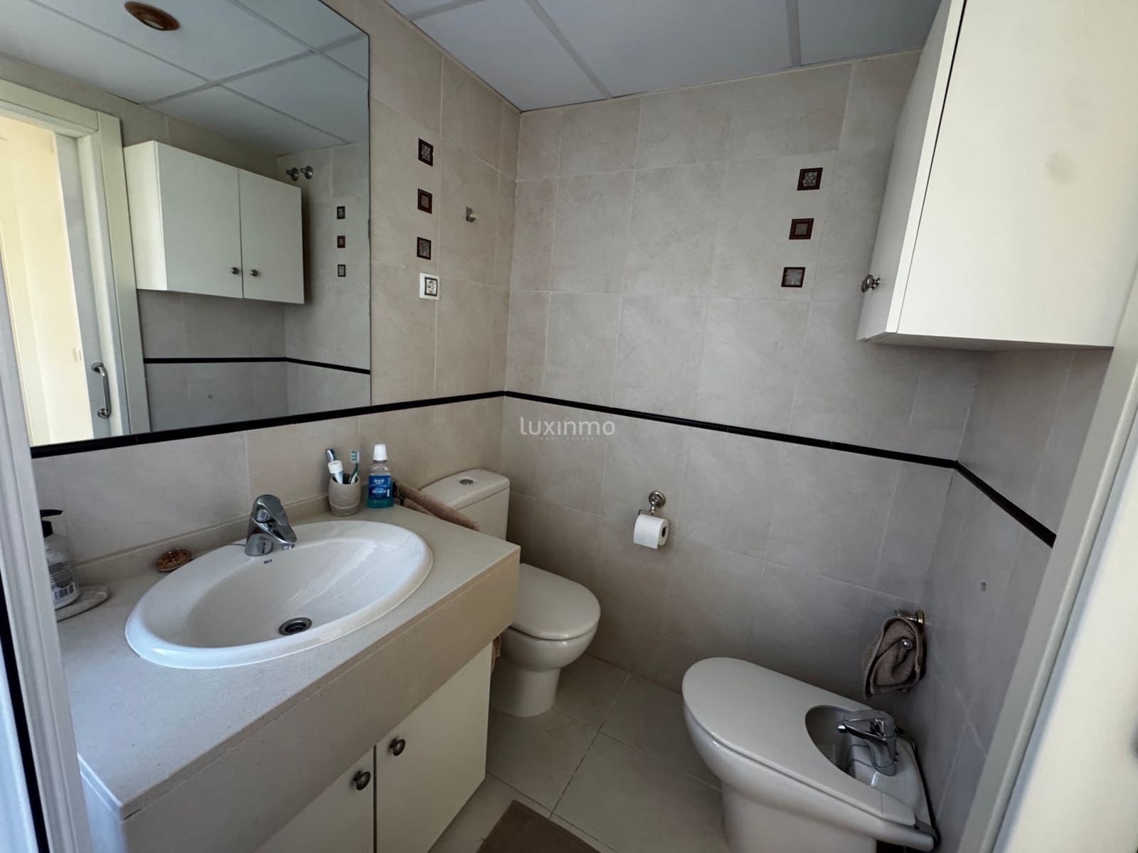 Apartamento de 2 habitaciones en Benidorm en venta con piscina garaje - 329.000 € (Ref: 9467986)