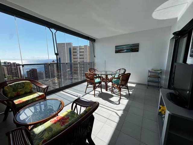 Apartamento de 2 habitaciones en Benidorm en venta con piscina garaje - 329.000 € (Ref: 9467986)